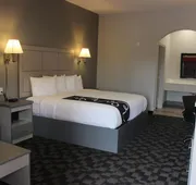 Paris Inn & Suites hotel detail image 3