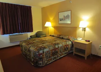 Americas Best Value Inn & Suites Spring Valley hotel thumbnail 4