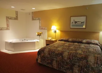Americas Best Value Inn & Suites Spring Valley hotel thumbnail 5