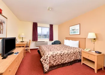 Americas Best Value Inn & Suites Spring Valley hotel thumbnail 7