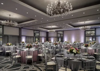 Omni Houston Hotel hotel thumbnail 4