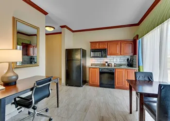 Comfort Inn & Suites Waco Woodway hotel thumbnail 8