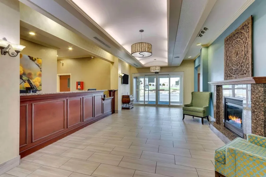 Comfort Inn & Suites Waco Woodway hotel detail image 2