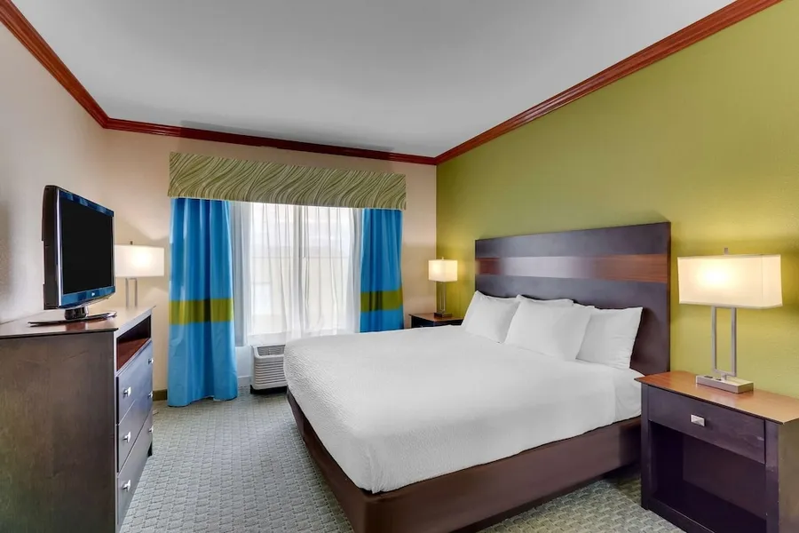 Comfort Inn & Suites Waco Woodway hotel detail image 6