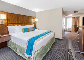 Holiday Inn Hotel & Suites Oklahoma City North by IHG hotel thumbnail 4