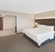 Holiday Inn Express Hotel & Suites Ottawa Airport by IHG hotel detail image 5