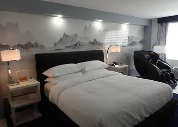 Blue – A Modern Hotel, an Ascend Collection Hotel hotel thumbnail 8