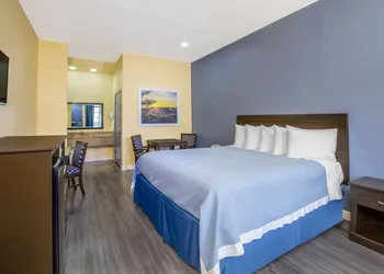 Days Inn by Wyndham Banning Casino/Outlet Mall hotel thumbnail 5