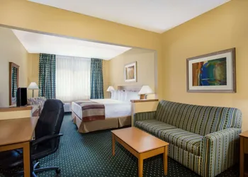 Baymont by Wyndham Helena hotel thumbnail 7