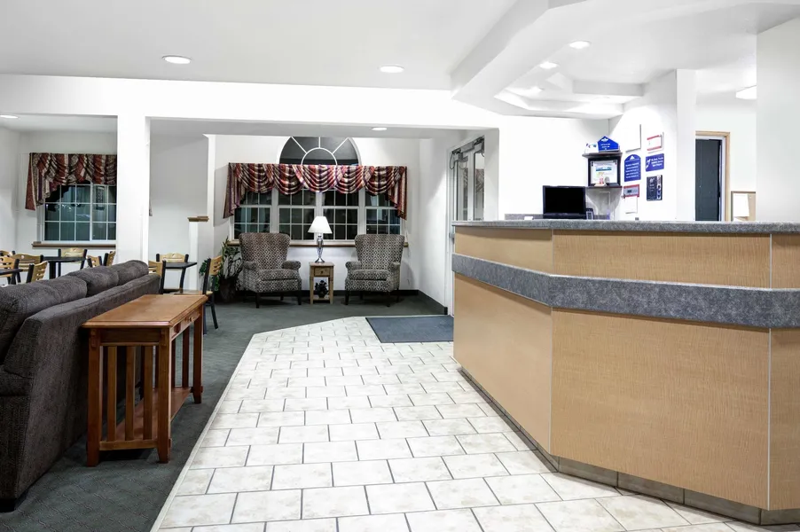 Microtel Inn & Suites by Wyndham Mankato hotel detail image 2