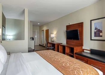 Comfort Suites NW Dallas Near Love Field hotel thumbnail 7