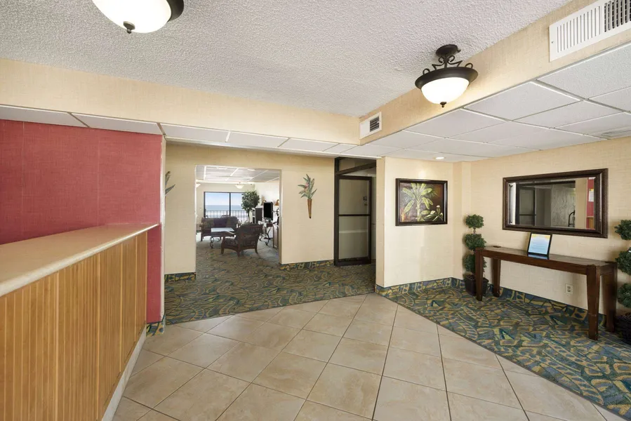 Days Inn by Wyndham Daytona Oceanfront hotel detail image 2