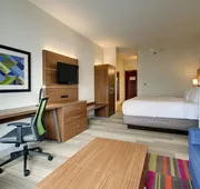 Holiday Inn Express & Suites Aurora - Naperville by IHG hotel detail image 5