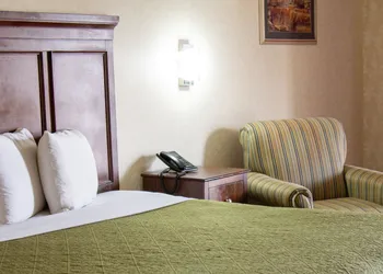 Brentwood Inn & Suites hotel thumbnail 6