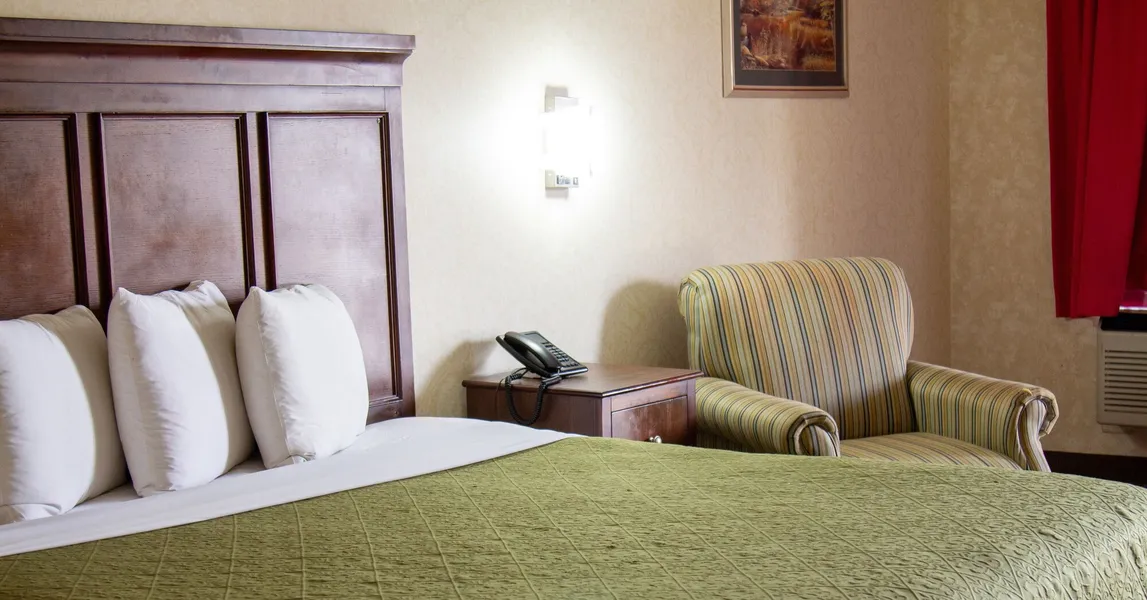 Brentwood Inn & Suites hotel detail image 6