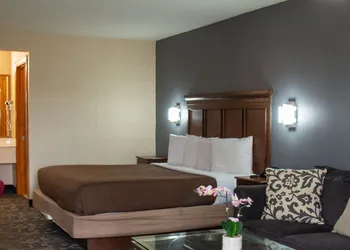 Brentwood Inn & Suites hotel thumbnail 8