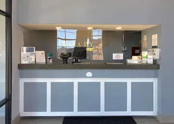 Quality Inn Bennettsville hotel thumbnail 3