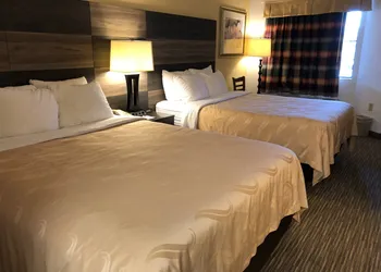 Quality Inn Bennettsville hotel thumbnail 6