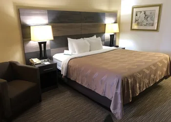 Quality Inn Bennettsville hotel thumbnail 7