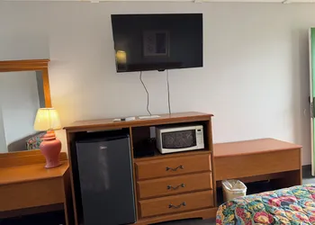 Key West Inn hotel thumbnail 4