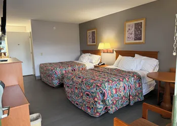 Key West Inn hotel thumbnail 8