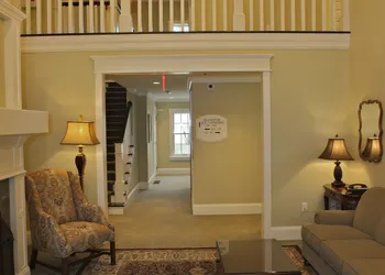 Publick House Historic Inn and Country Motor Lodge hotel thumbnail 5