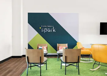 Spark by Hilton Lancaster Dutch Country hotel thumbnail 3