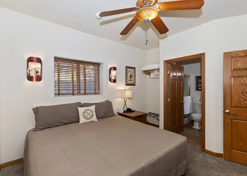 Robinhood Resort hotel thumbnail 6
