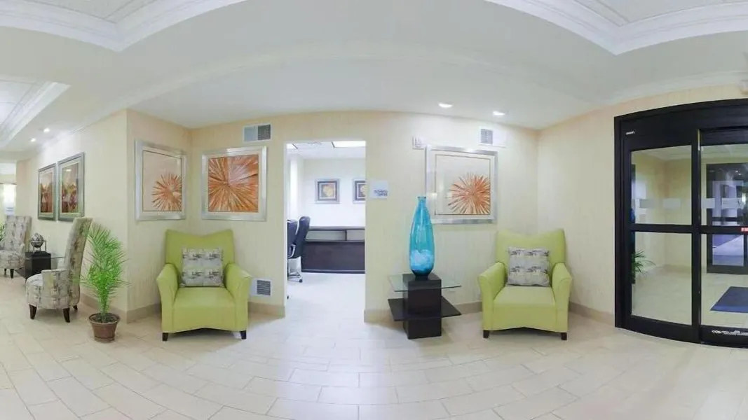 Holiday Inn Express Hotel & Suites Lebanon by IHG hotel detail image 2