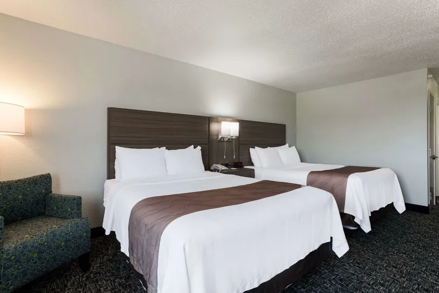 Quality Inn & Suites Ferdinand hotel detail image 6
