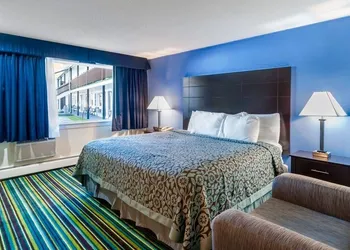Beacon Inn and Suites hotel thumbnail 3