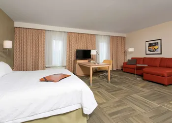 Hampton Inn Kalamazoo hotel thumbnail 5