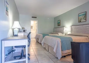 Carriage House Resort Motel hotel thumbnail 5