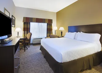 Holiday Inn Express & Suites Wheeling by IHG hotel thumbnail 8