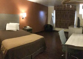 Rodeway Inn Moriarty hotel thumbnail 4