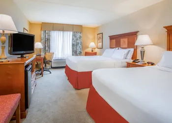 Holiday Inn Express & Suites Bloomington by IHG hotel thumbnail 7