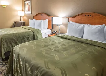 Quality Inn & Suites Columbus West - Hilliard hotel thumbnail 4
