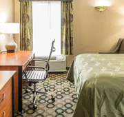 Quality Inn & Suites Columbus West - Hilliard hotel detail image 5