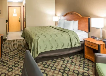 Quality Inn & Suites Columbus West - Hilliard hotel thumbnail 8
