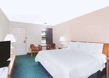 Days Inn by Wyndham Wytheville hotel thumbnail 3