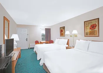 Days Inn by Wyndham Wytheville hotel thumbnail 5