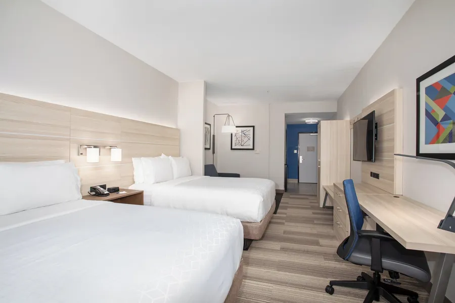 Holiday Inn Express & Suites Phoenix - Glendale Sports Dist by IHG hotel detail image 6