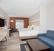 Holiday Inn Express & Suites Phoenix - Glendale Sports Dist by IHG hotel detail image 7