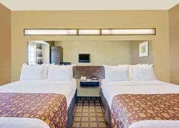 Microtel by Wyndham Perry National Fairground Area I-75 hotel thumbnail 8