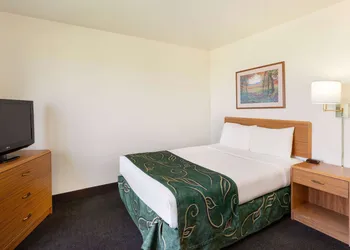 Travelodge by Wyndham Sharon Springs hotel thumbnail 6