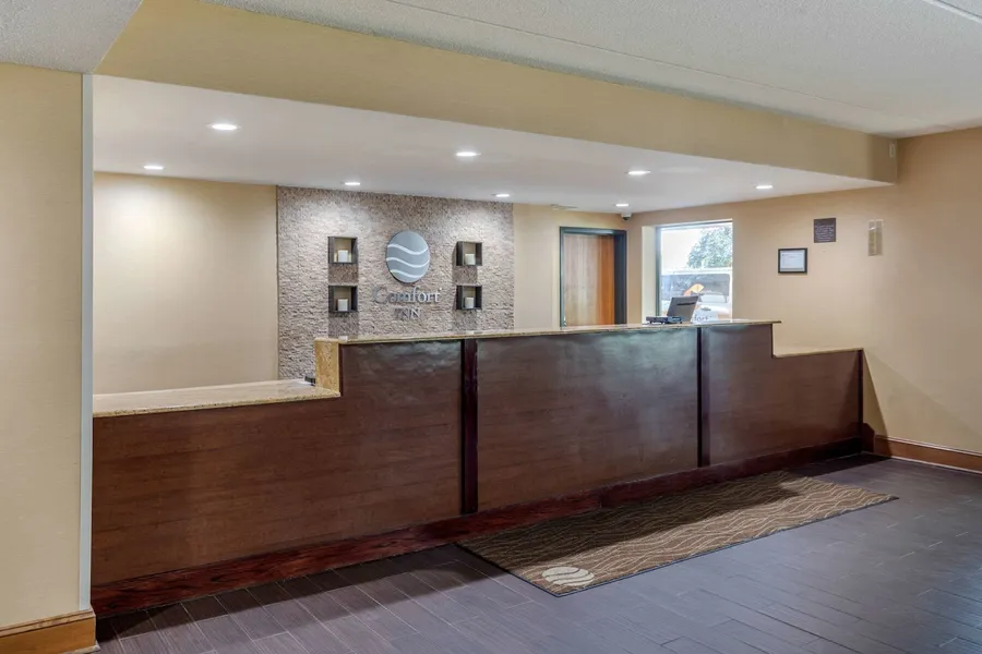 Suburban Studios Arlington Heights – Elk Grove hotel detail image 2
