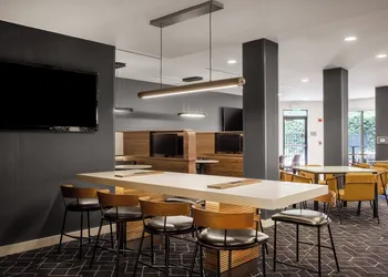 Courtyard by Marriott Orlando Altamonte Springs/Maitland hotel thumbnail 4