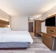 Holiday Inn Express & Suites Eau Claire North by IHG hotel detail image 3