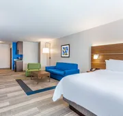 Holiday Inn Express & Suites Eau Claire North by IHG hotel detail image 5