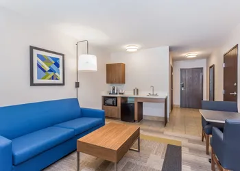 Holiday Inn Express & Suites Eau Claire North by IHG hotel thumbnail 6